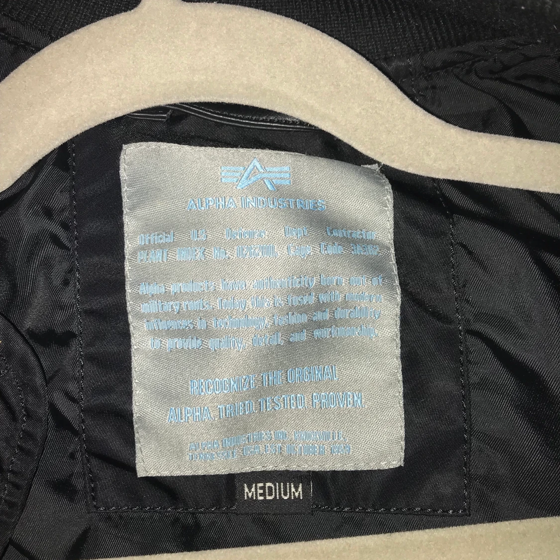 Alpha industries bomberjacka, storlek M - 91