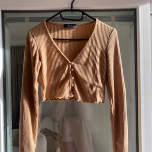 Tröja storlek 36 - Tröja i bra skick storlek 36