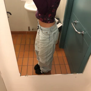 Weekday jeans  - baggy jeans från weekday, lågmidjade 🧸