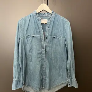 Blus/skjorta i jeansmaterial