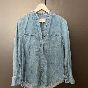 & Other stories jeansskjorta S - Blus/skjorta i jeansmaterial
