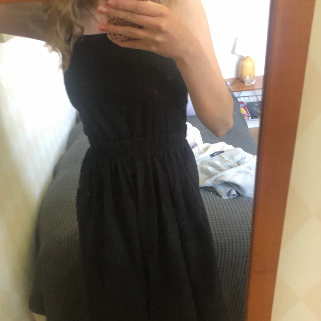 Svart linnekläning - 91