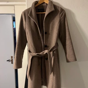 Kappa - Superfin kappa från Esprit! 