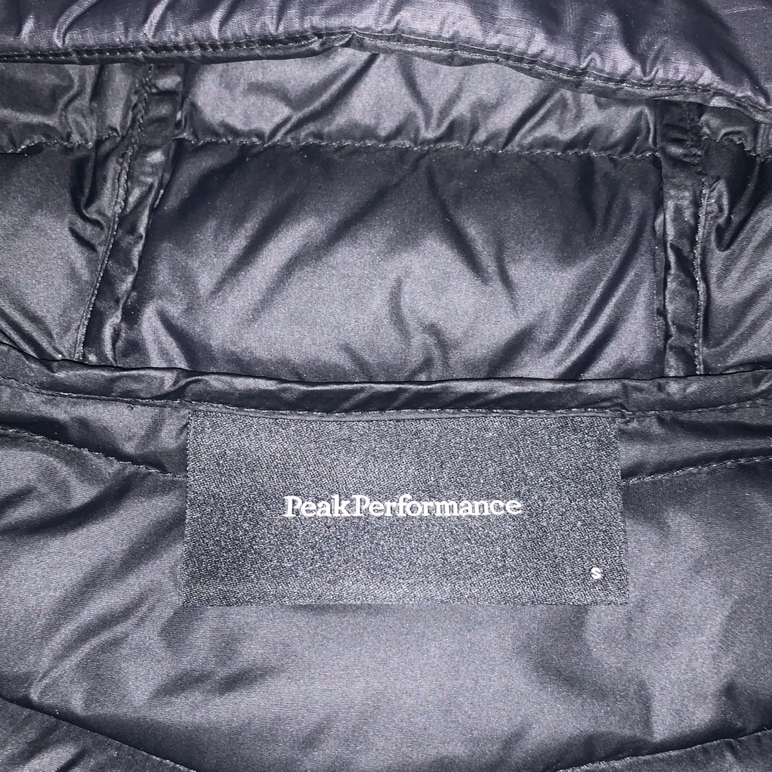 Peak Performance dunjacka/ Storlek Small - 90