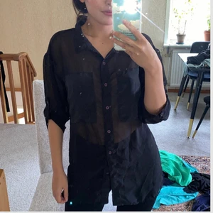 Tröja 36 - Svart tröja. (Köp 3 betala för 2)💕