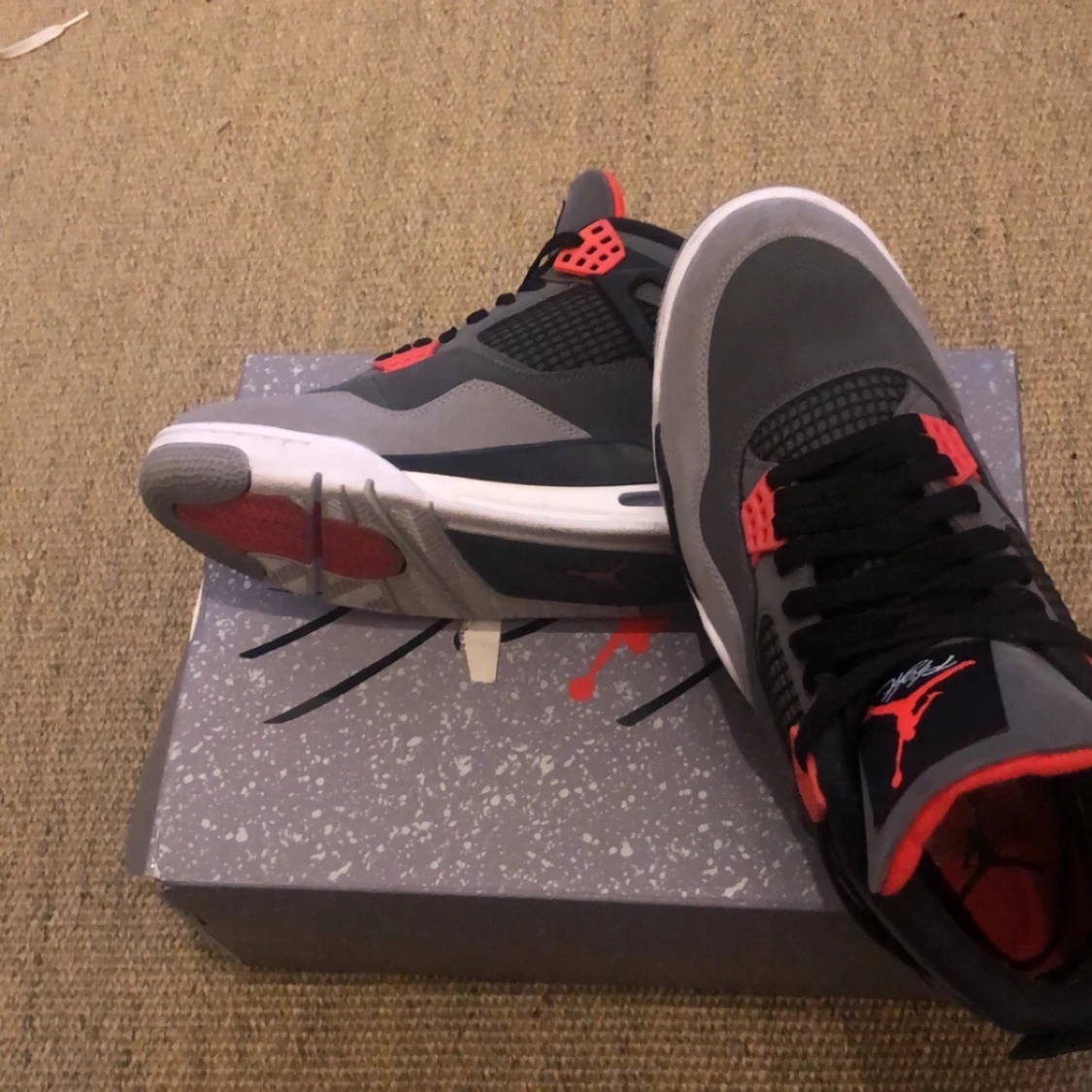 Jordan 4’s infrared - 90