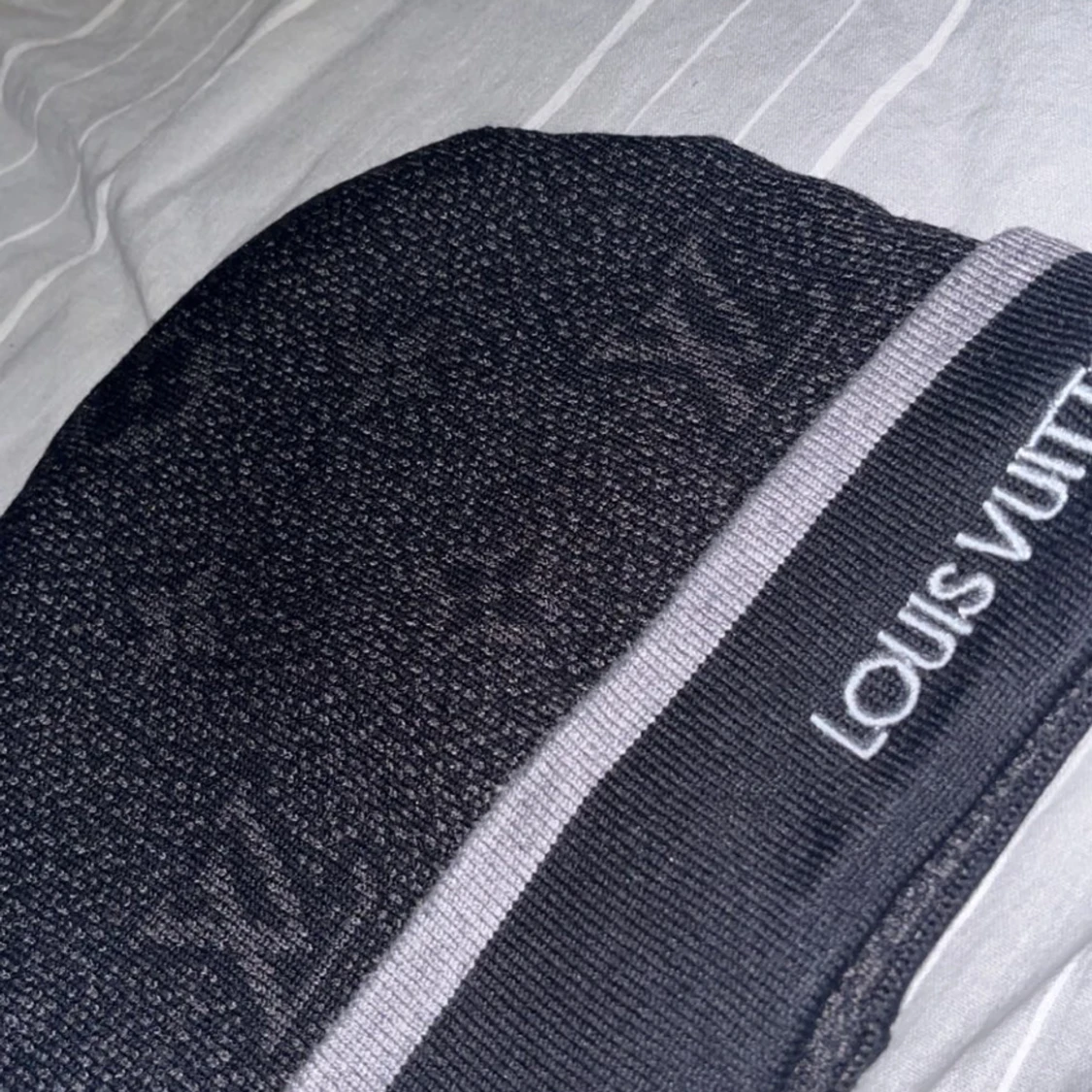 Luis vitton Mössa  - 91