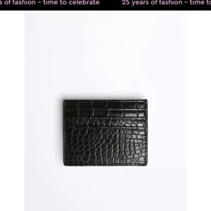 Korthållare  - Jätte fin korthållare från Gina! Bra kvalitet och inga skador ❤️