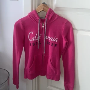 Hollister hoodie - Hel och ren, inte använt så mycket