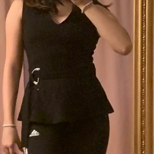 Tröja  - Aldrig änvend 