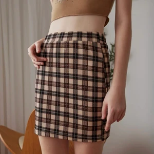 Kjol SHEIN strl XS - Gullig rutig kjol från SHEIN i storlek XS! Aldrig använd💕