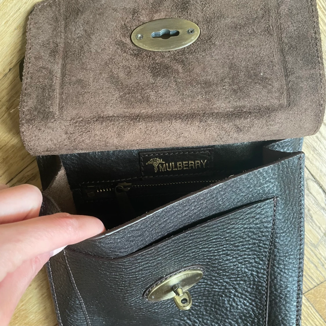 Axelremsväska i läder  - 91