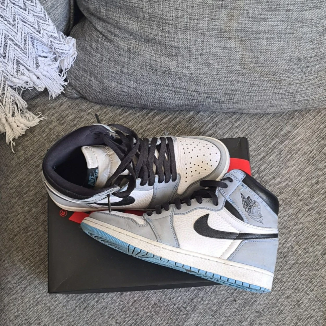 Jordan 1 high university blue