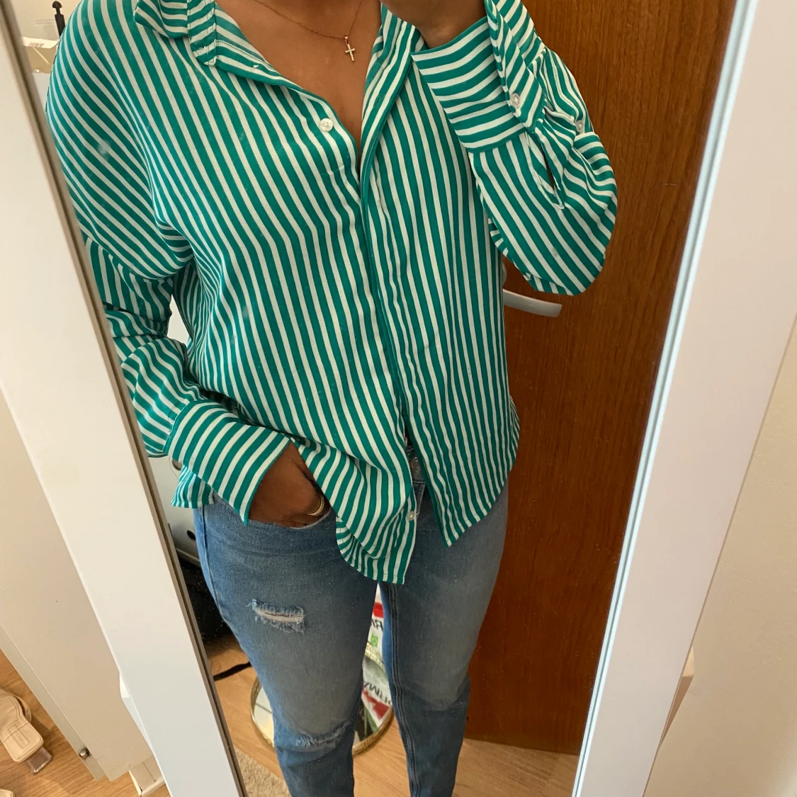 Grön randig skjorta - 90