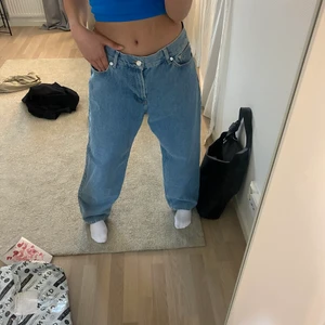 Vintage Jeans  - Ett par jeans ifrån Sweet Sktbs i herrmodell. 