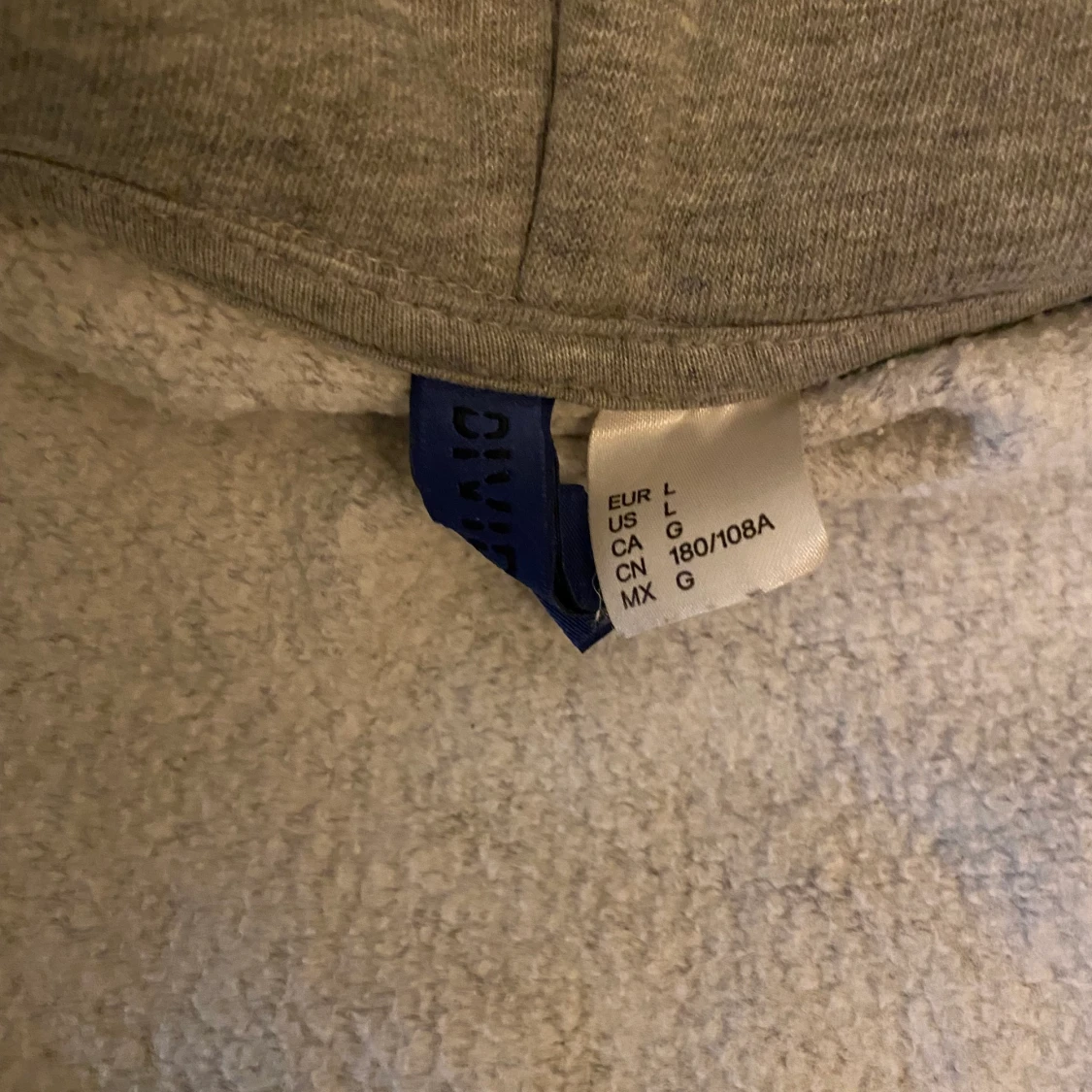 Grå zipup hoddie - 90