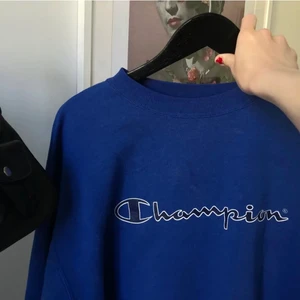 Champion Sweatshirt  - Så fin chanpion sweatshirt, storlek L. Bra skick.  Skriv vid intresse 