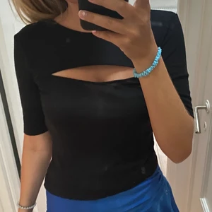 Svart topp från zara - Storlek S❤️ säljer för 100kr