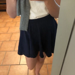 Ralp lauren Kjol - Jättefint skick, knappt använd 