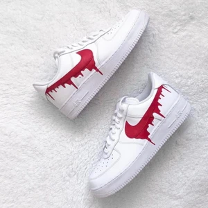 Beställ Custom skor  - Detta är exempel på vad vi kan erbjuda som design. Custom målade skor ! Skicka in dina finna skor till oss eller beställ helt nya med önskad design. Beställ genom att skicka ett meddelande till oss här eller via var Instagram @asphodel_jh ☺️