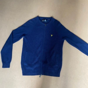 Lyle & Scott kofta - Kofta från lyle Scott, äkta. Måste bort asap