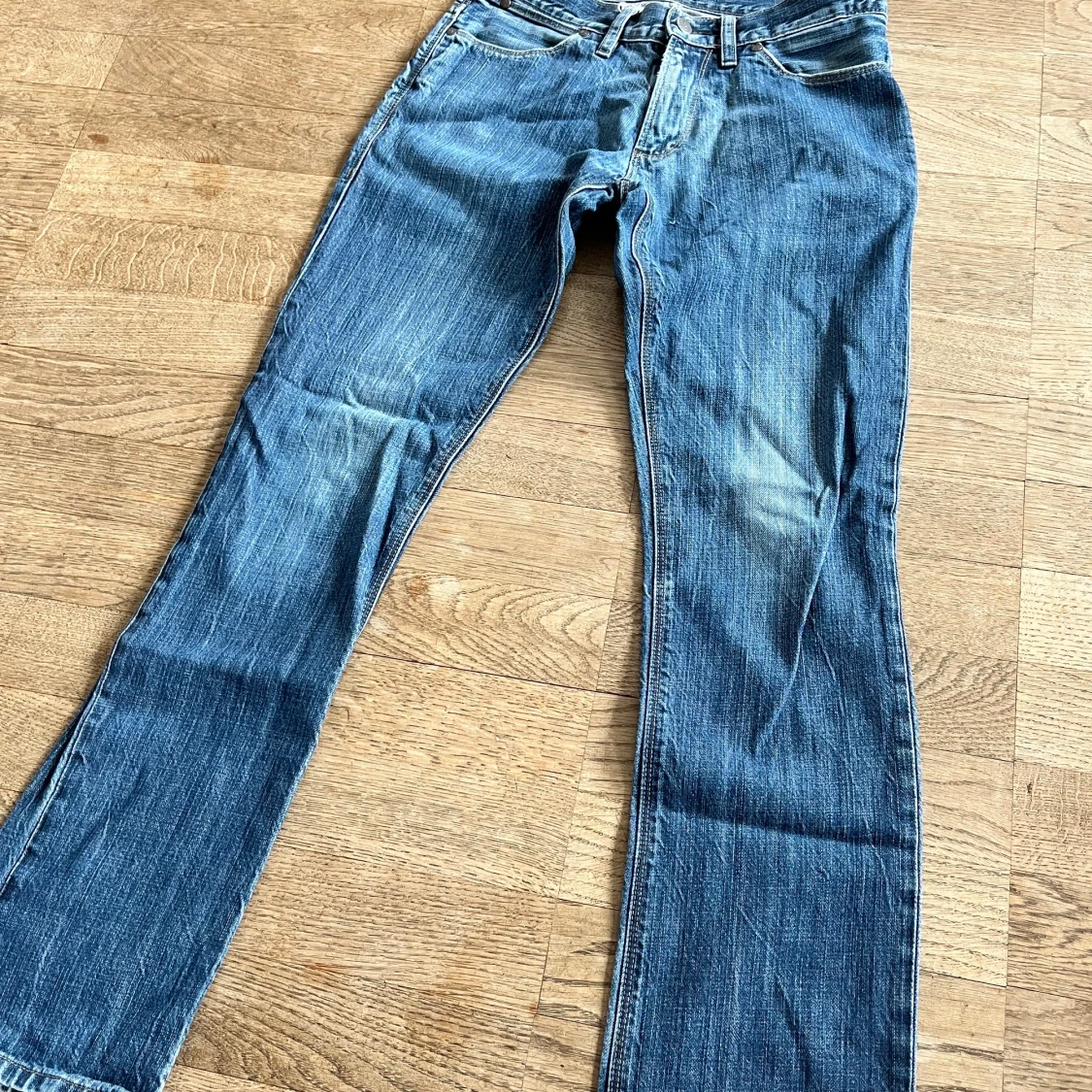 Supersnygga blåa jeans från eastwest😍 - 90