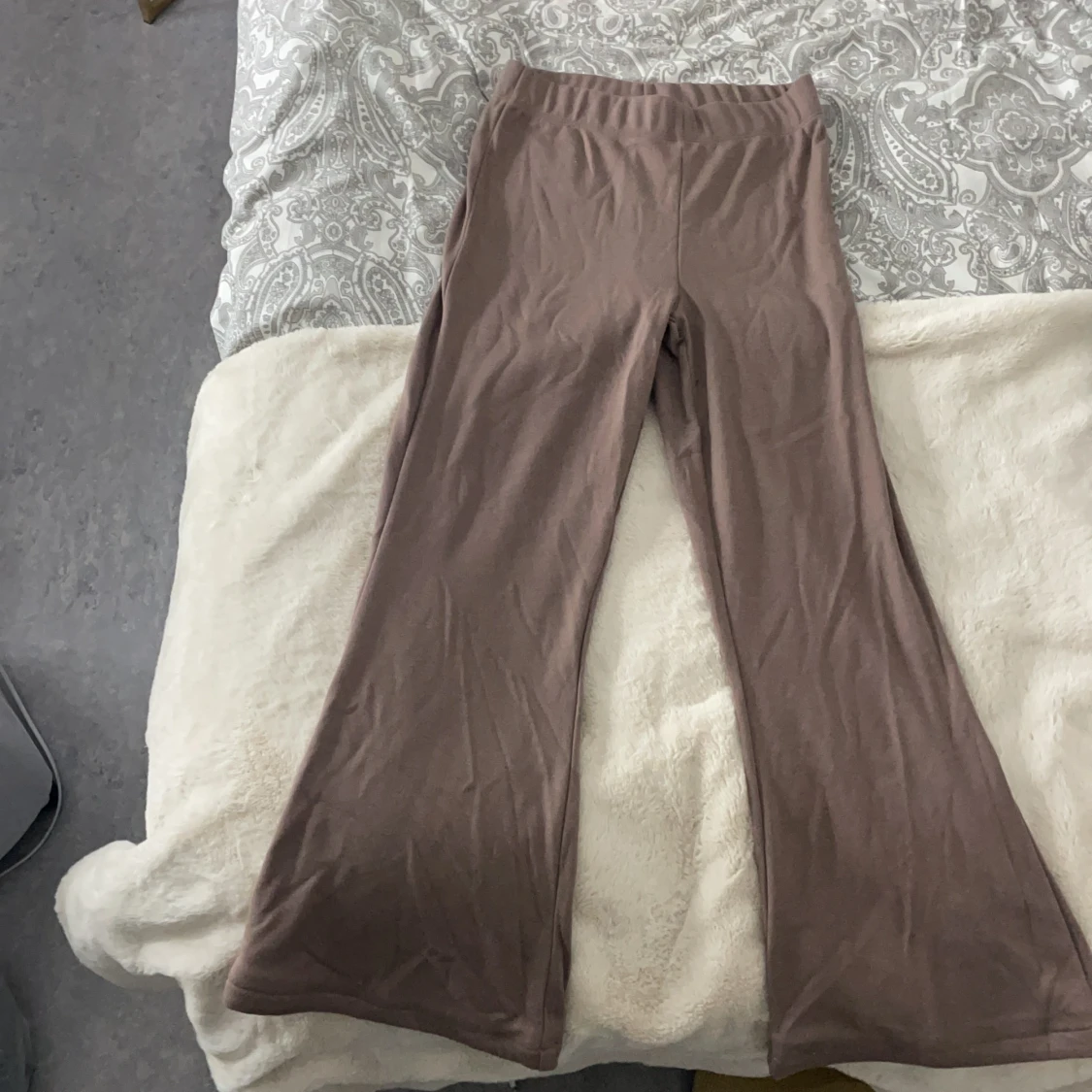 Utsvängda sweatpants