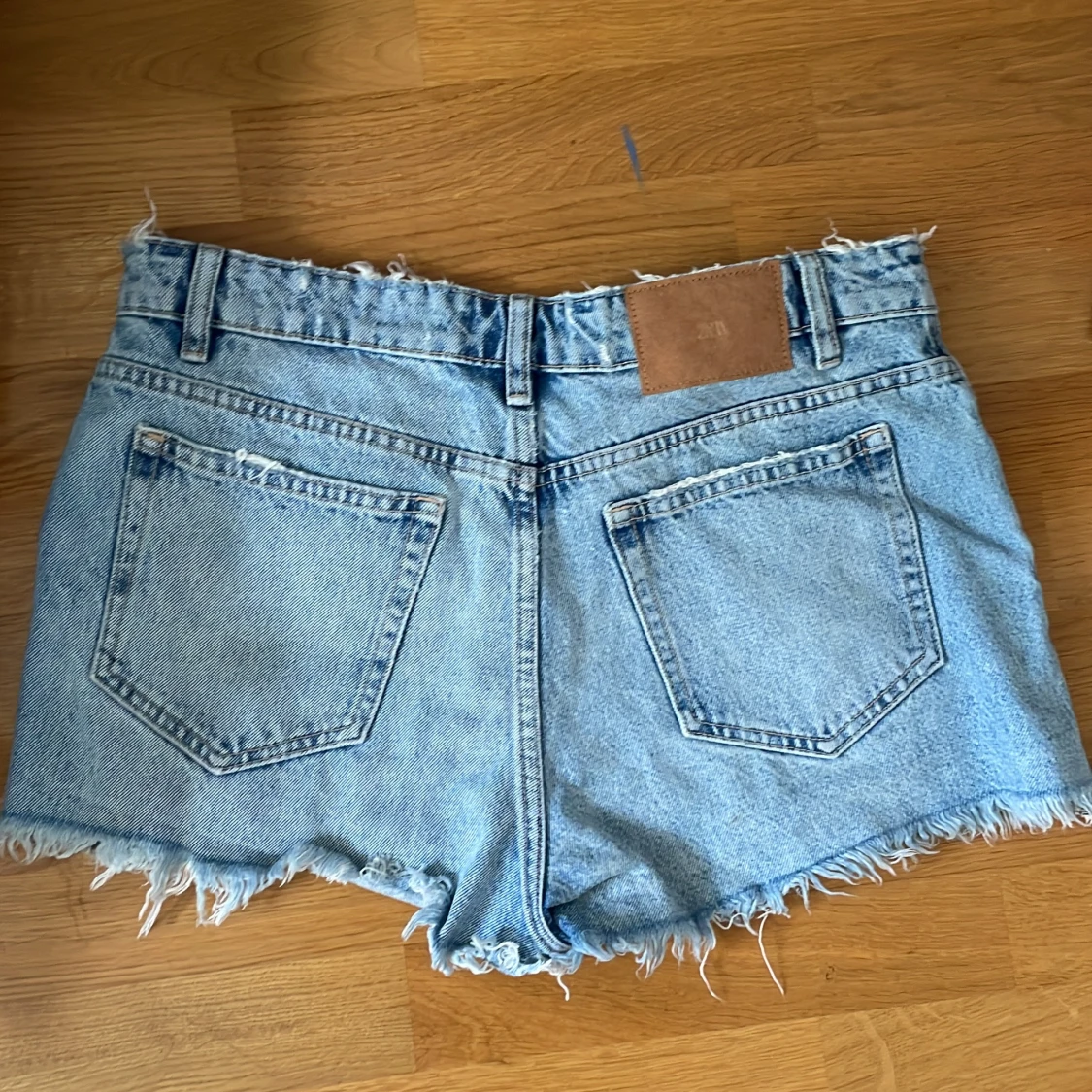 Zara shorts  - 90