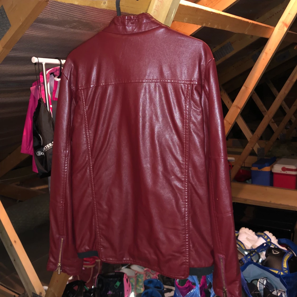 Helt ny skinnjacka  - 90