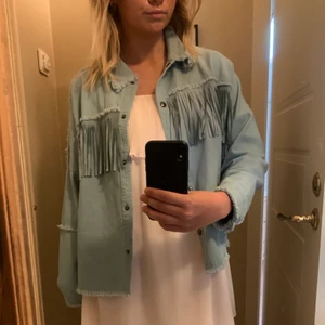 Jacka grön strl s - Säljer denna jacka som jag köpt i usa! Strl m