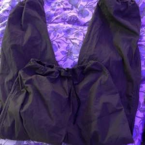 Parachute byxor  - Kan skickas eller mötas upp