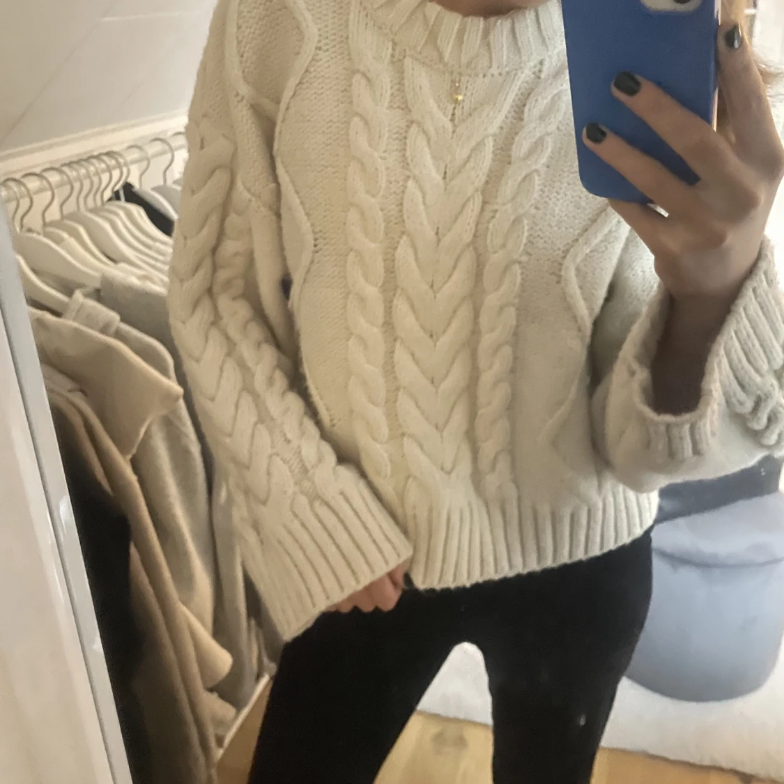 Kabelstickad tröja - 91