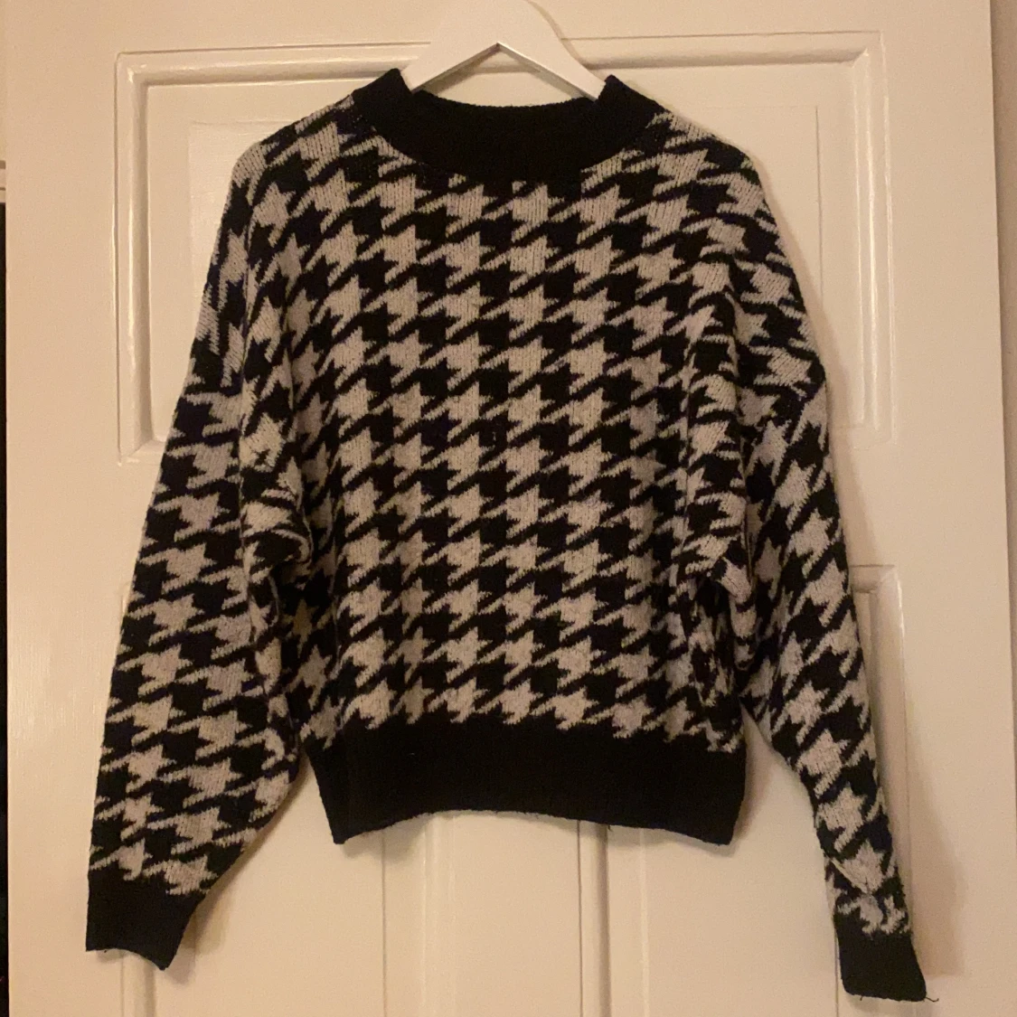 Stickad tröja från HM
