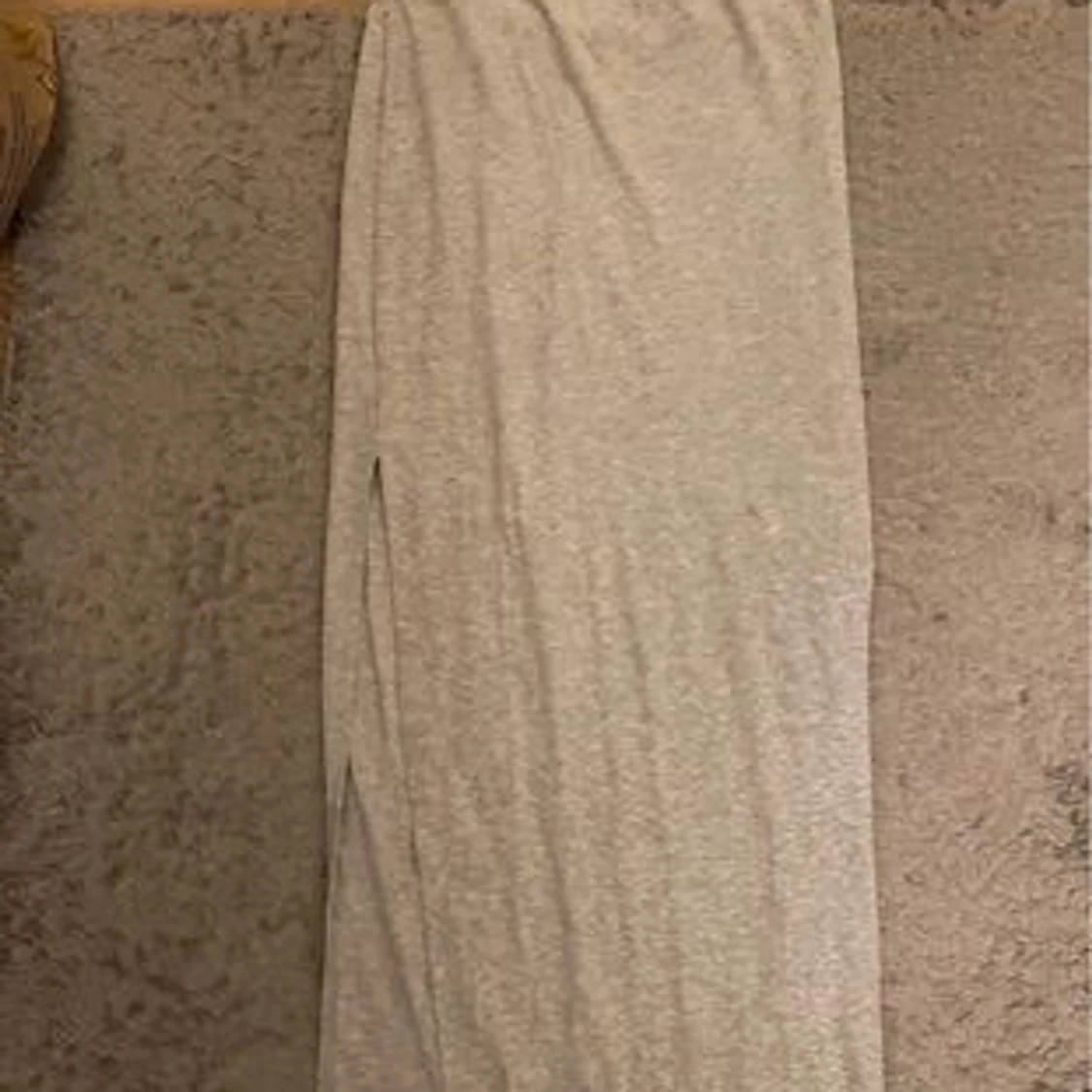 Lång kjol med split