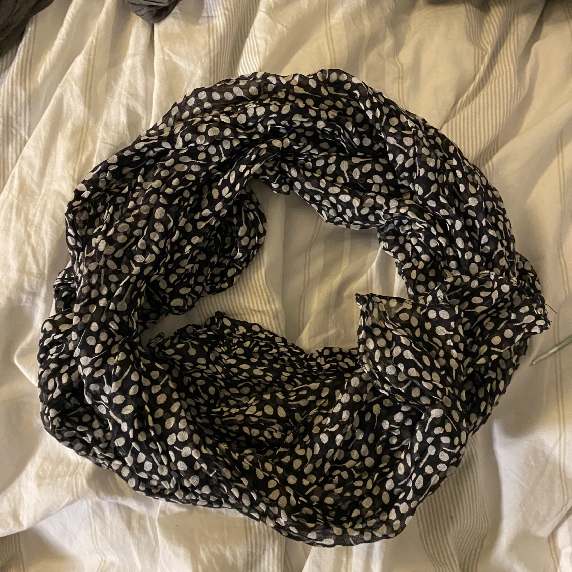Prickig scarf