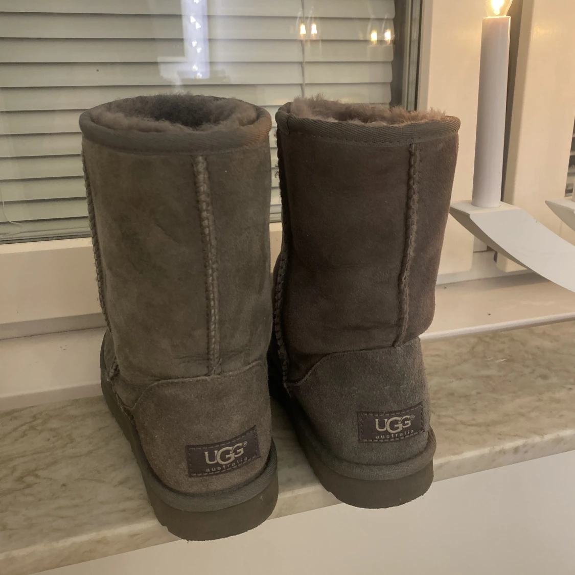 Uggs  - 90