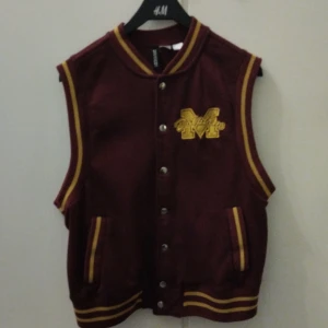 Har inte använt den har testat en gång. så den är som en ny  - Den typ 1 vecka gammal men jag har inte använt den alls så den är som en ny.