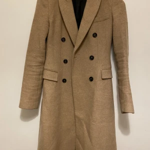 Zara kappa  - Zara komma storlek xs