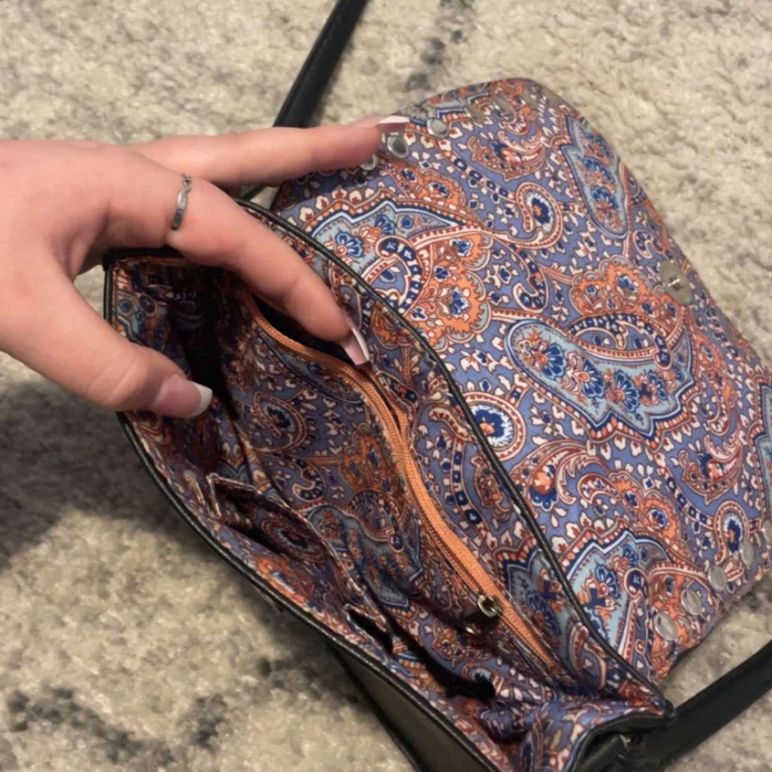 Axelremsväska  - 91