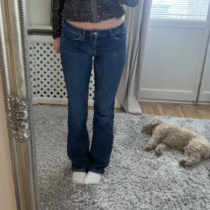 Lågmidjade jeans - Säljer dessa super sköna jeans!😊