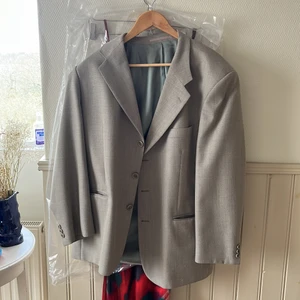 Oversized kavaj  - Bra skick, köpare står för frakt 