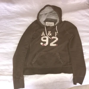 Y2K hoodie A*F  - Felköp är för liten, den är helt ny och har aldrig använd. 