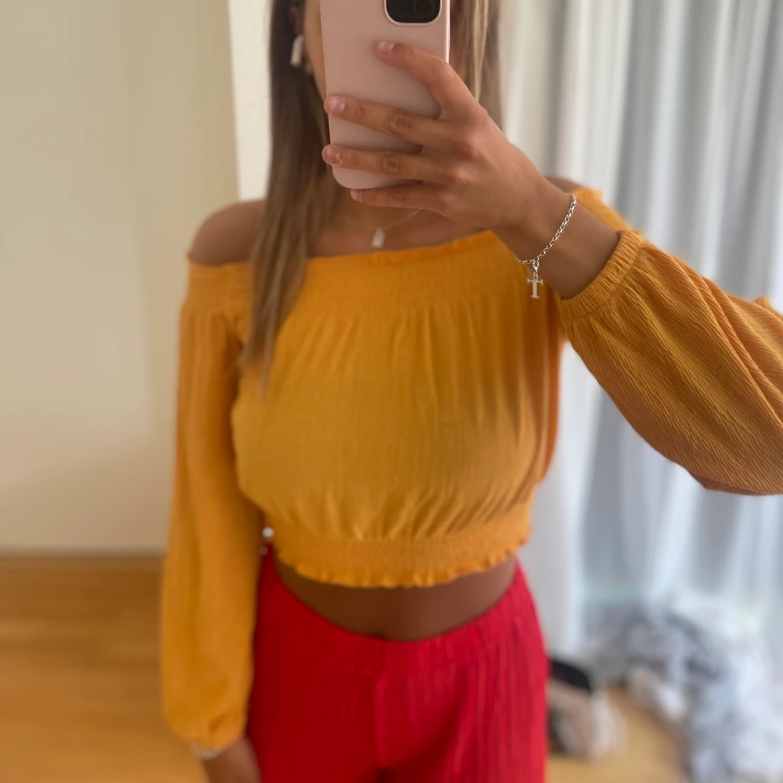 Off shoulder topp från H&m💛💛 - 90