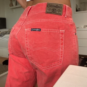 Byxor - Korall färgade jenas från corrowbelt overzize