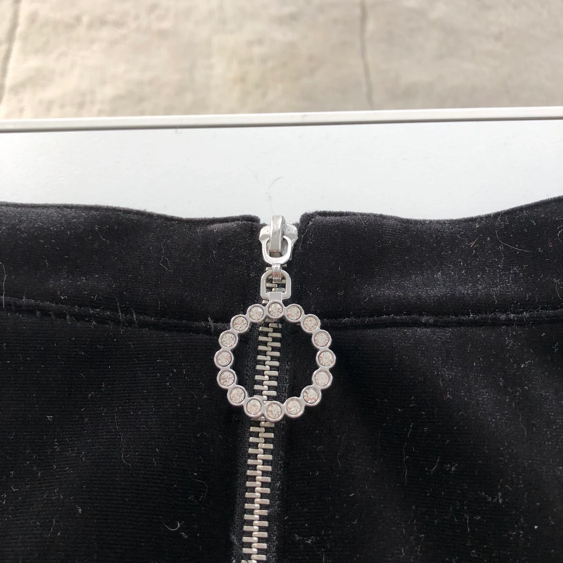 Sammet kjol med dragkedja - 90