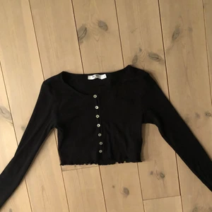 Topp NA-KD  - Superfin tröja i nyskick 💓💓