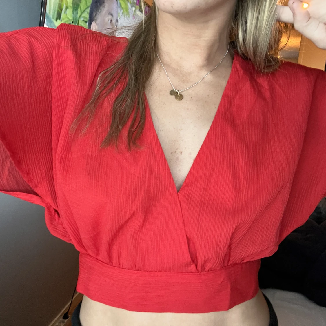 Röd topp med knytning i ryggen - 90