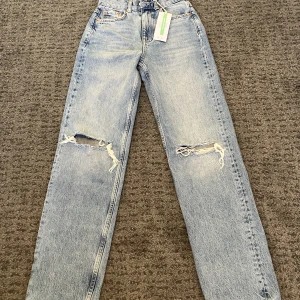 🤩Snygga Jeans🤩 - Superfina jeans från Gina Tricot, helt oanvända. 