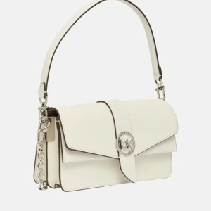 Väskor/ dresser - Hej! Jag säljer både kläder men även väskor för kvinnor. Det finns fler juicy dresser och olika väskor som ni kanske skulle vara intresserad av. Alla varor är äkta och leverans ingår i själv priset! För fler frågor så kan ni skriva till mig!  Tack!