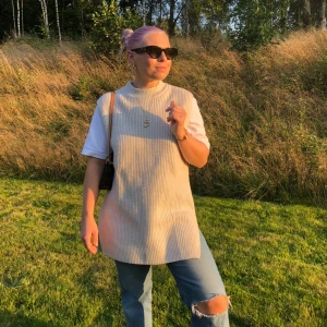 Stickad väst  - Cremefärgad väst från H&M